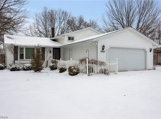 35884 Laurel Cir, North Ridgeville, OH 44039