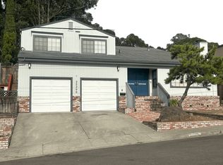 22200 Cynthia Ct, Hayward, CA 94541
