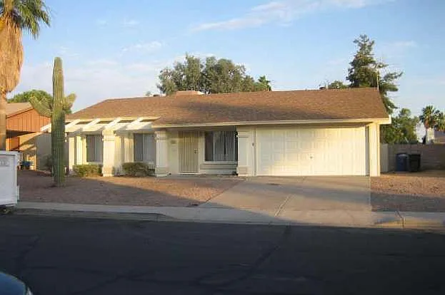 655 W Pampa Ave — Photo 7