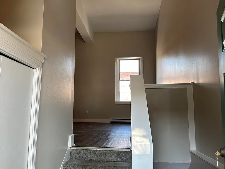 71-103 Front Street — Photo 27