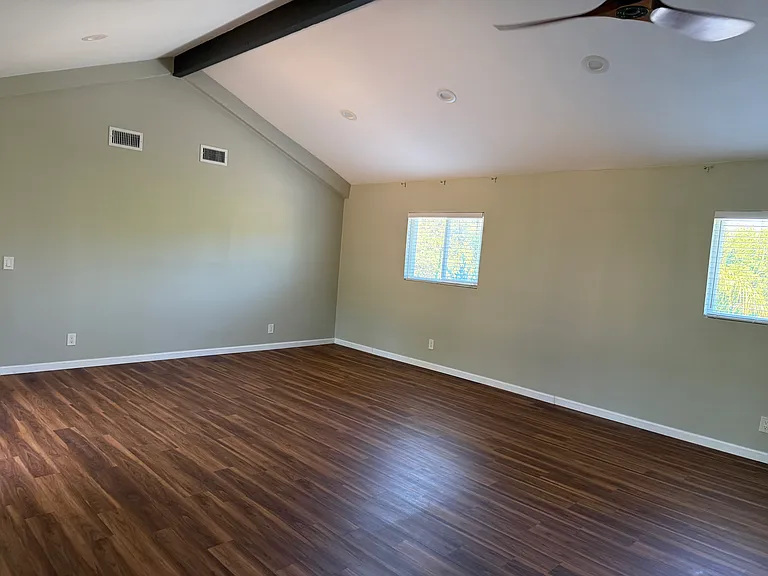 1221 Phillips St #1 — Photo 26