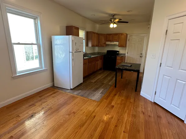 92 Lucerne St APT 2, Dorchester Center, MA 02124