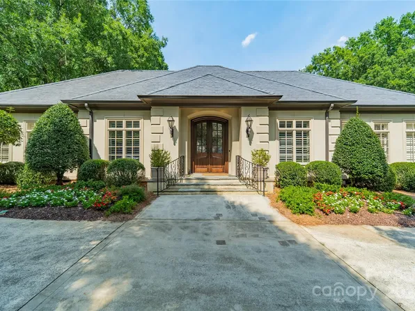4021 Doves Roost Ct, Charlotte, NC 28211