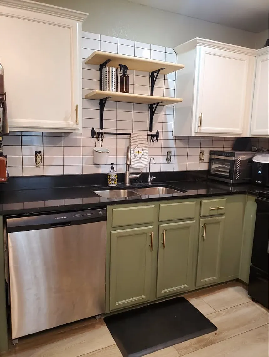13750 Post Oak Ln — Photo 1