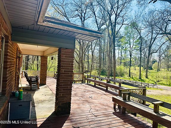 4th image of 147 Clifford Rd