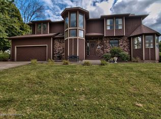 100 Possum Way, Clarks Green, PA 18411