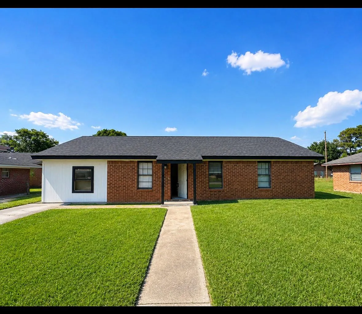 4 bed, 2.0 bath, 1219 sqft, $1,650 — Photo 1