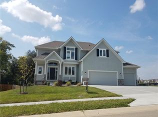 9312 N Chatham Ave, Kansas City, MO 64154