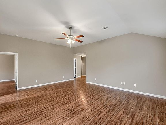 4th image of 13347 Miller Ln