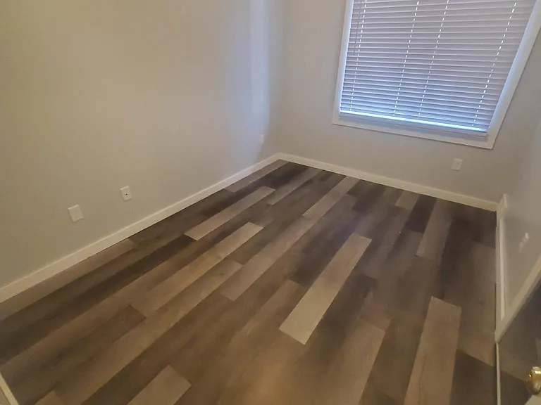 918 Denton St #14 — Photo 9