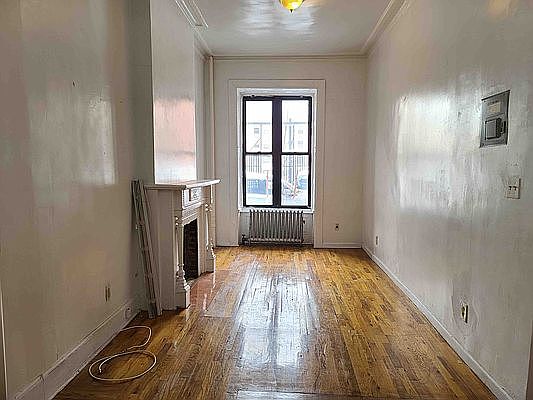 1st image of 204 W 132nd St #1A