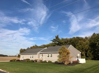 8628 Bloomdale Rd, Wayne, OH 43466