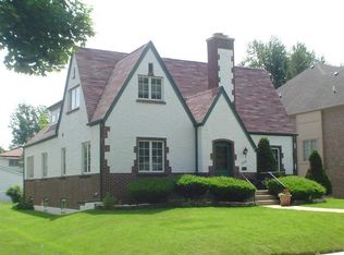 455 S Fairview Ave, Elmhurst, IL 60126