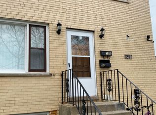 1811 Hovland Ct #2, Evanston, IL 60201