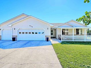 636 Round Table Rd, Grand Junction, CO 81504