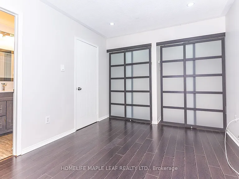 45 Bristol Rd E #10 — Photo 22