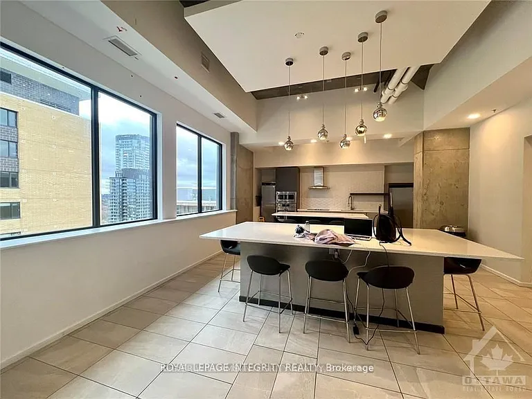 105 Champagne Ave S #2318 — Photo 16