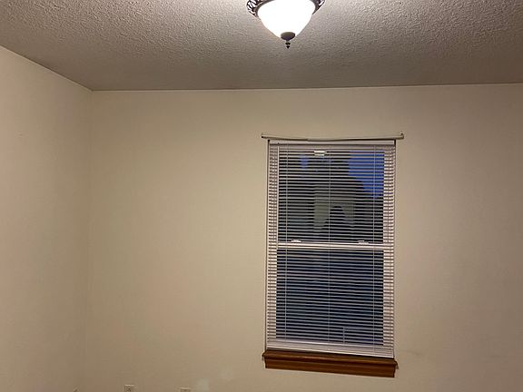 5th image of 617 Valley View St #1