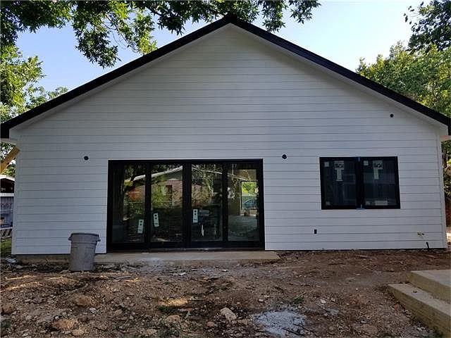 2nd image of 702 Philco Dr