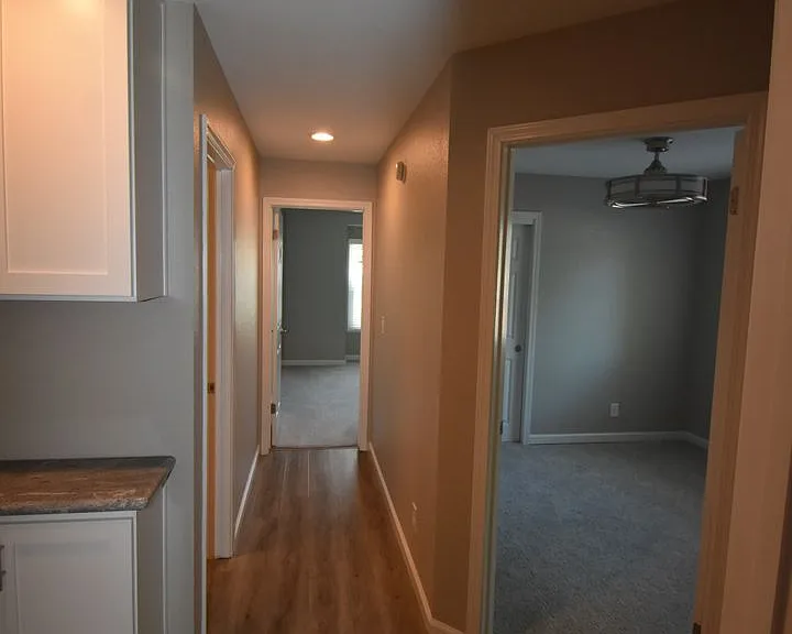 301 Willowood Ct — Photo 16
