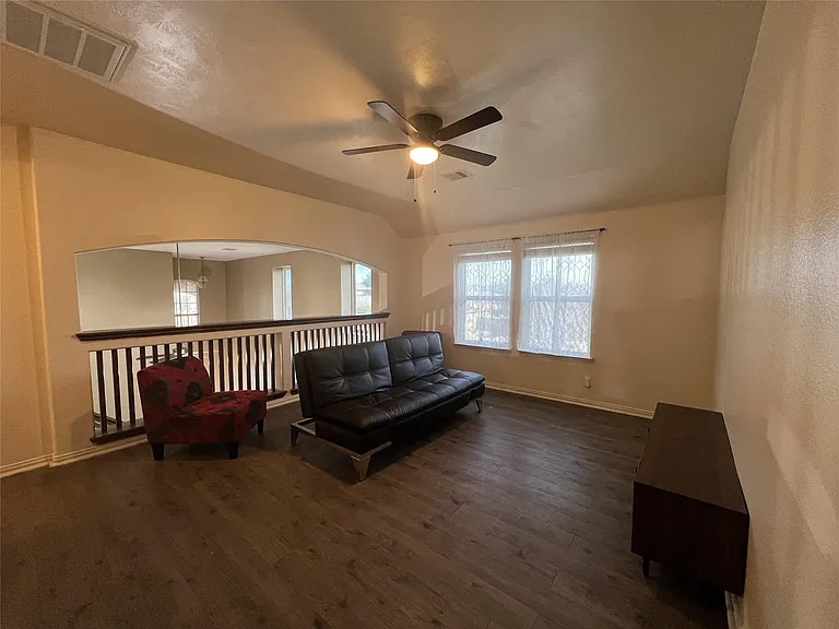 2403 Summers Glen Ct — Photo 15