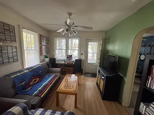 621 Cedar St — Photo 5