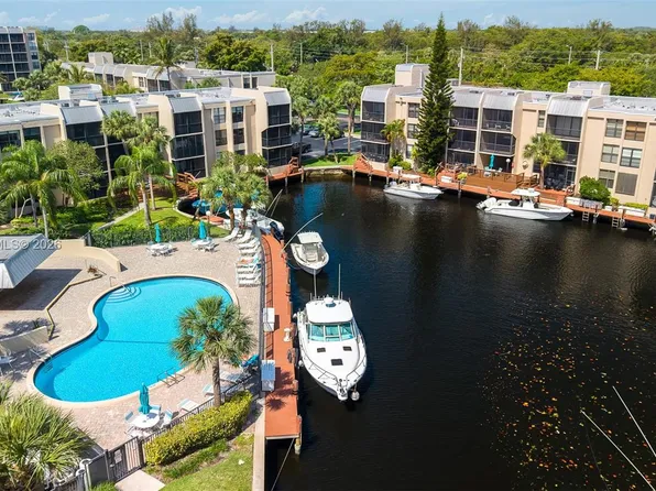 16 Royal Palm Way Unit 205, Boca Raton, FL 33432