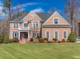 112 Chadmore Dr, Cary, NC 27518