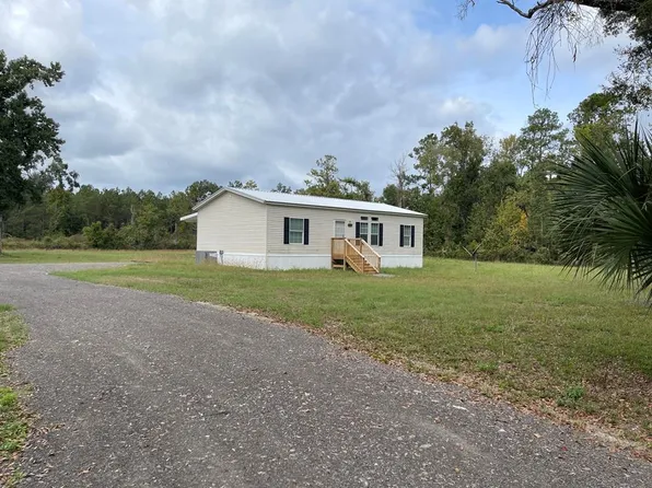 1026 SW 10th Street, Cross City, FL 32628