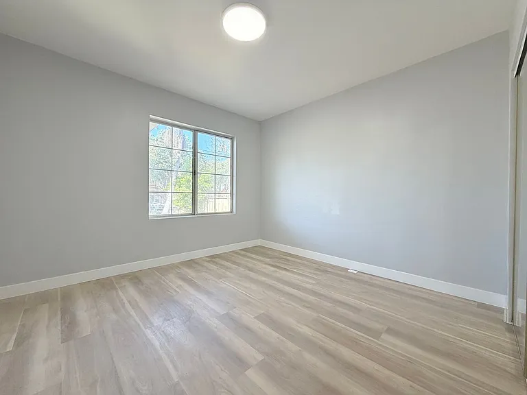 1080 Orange Ave — Photo 12