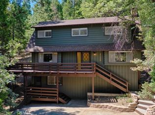 27229 Peninsula Dr, Lake Arrowhead, CA 92352