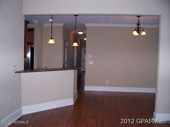 4th image of 3413 Ellsworth Dr #B