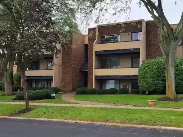 6909 N Terra Vista Dr, Peoria, IL