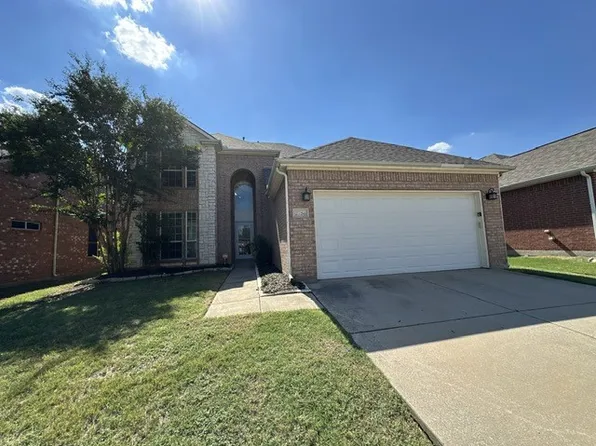 2756 Thorncreek Ln, Fort Worth, TX 76177