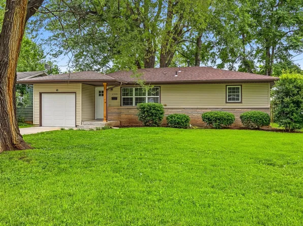 2308 S Delaware Avenue, Springfield, MO 65804