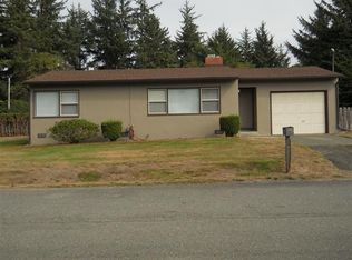 884 Kern St, Crescent City, CA 95531