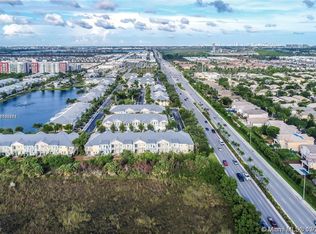 10710 NW 77th St, Doral, FL 33178