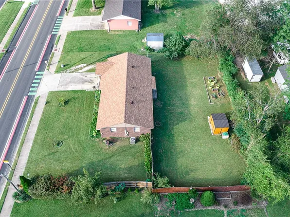 2011 S 13th St, Rogers, AR 72758