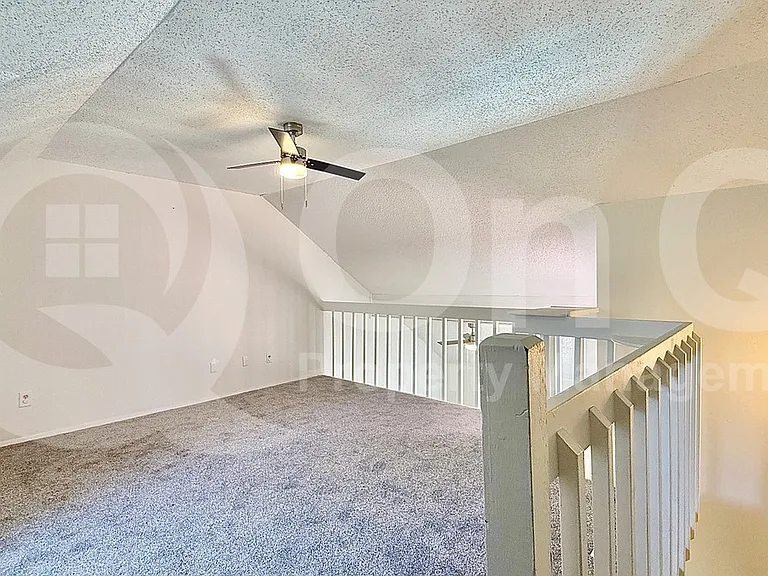 5608 Cougar Dr #220 — Photo 7