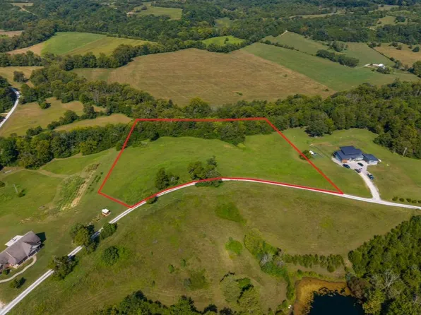 650 Holladay Ln, Waco, KY 40385