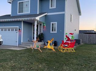 312 NW 10th Cir, Grimes, IA 50111