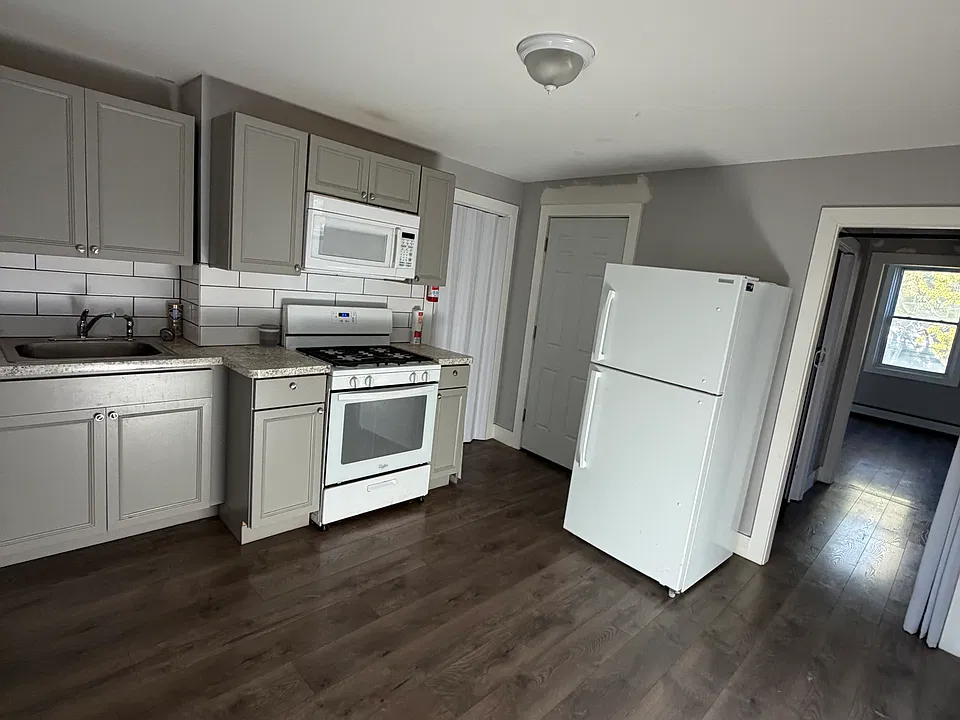 54 Partition St #2