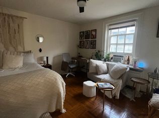 2125 Locust St APT 9, Philadelphia, PA 19103