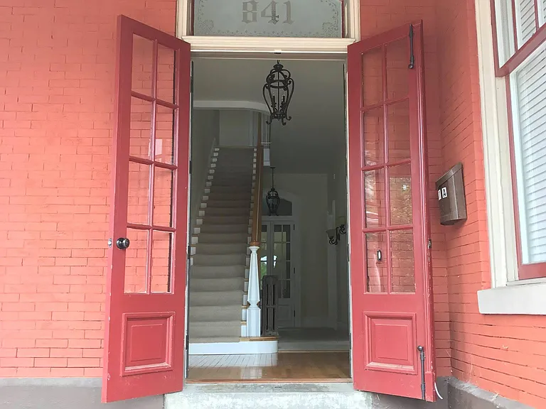841 Main St #A — Photo 26