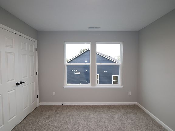 4th image of 16686 Cattle Hollow Ln