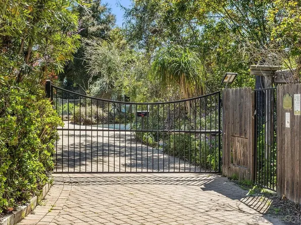 390 Vista Del Indio, Fallbrook, CA 92028