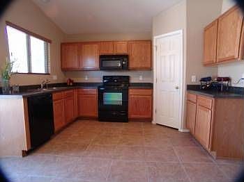 4th image of 31252 N Cactus Dr