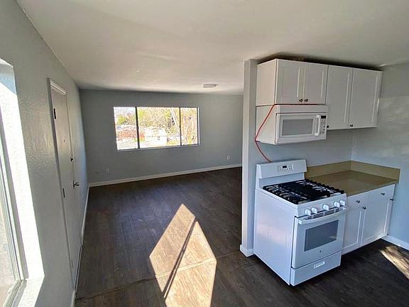 3rd image of 215 Millar Ave #215