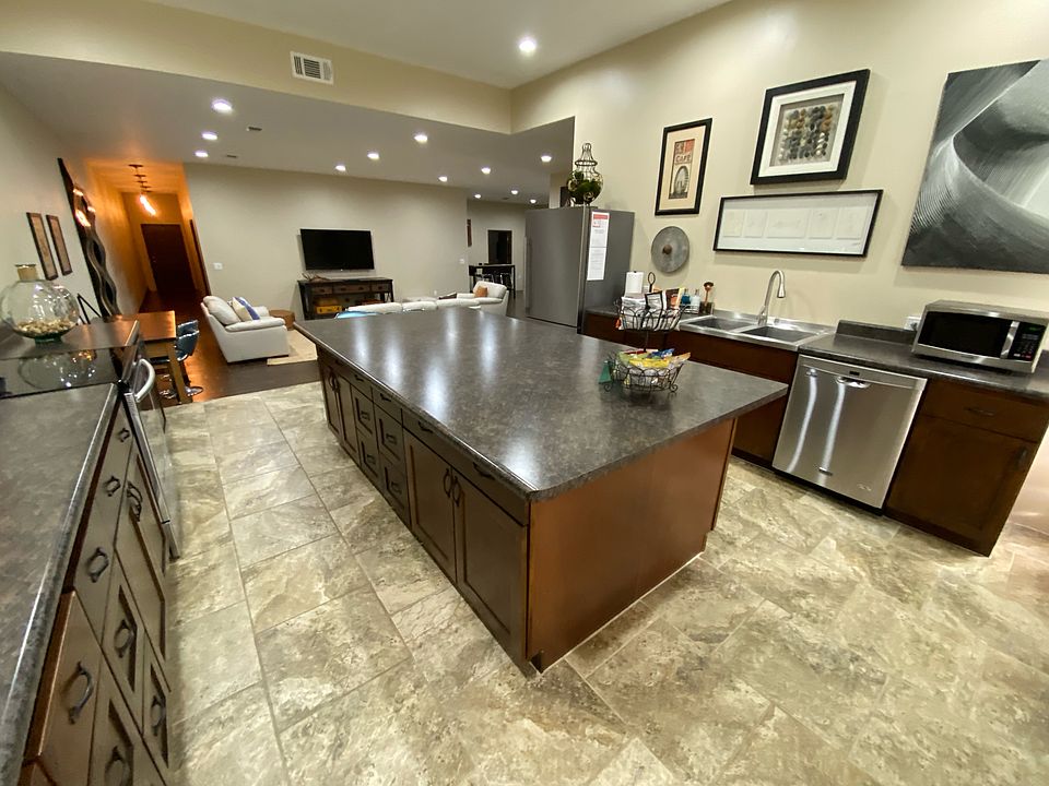 1st image of 150 Locust St #6