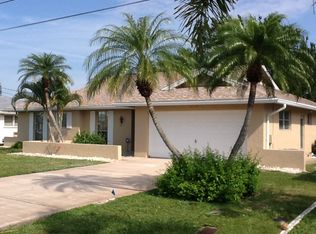 1637 SE 39th Ter, Cape Coral, FL 33904